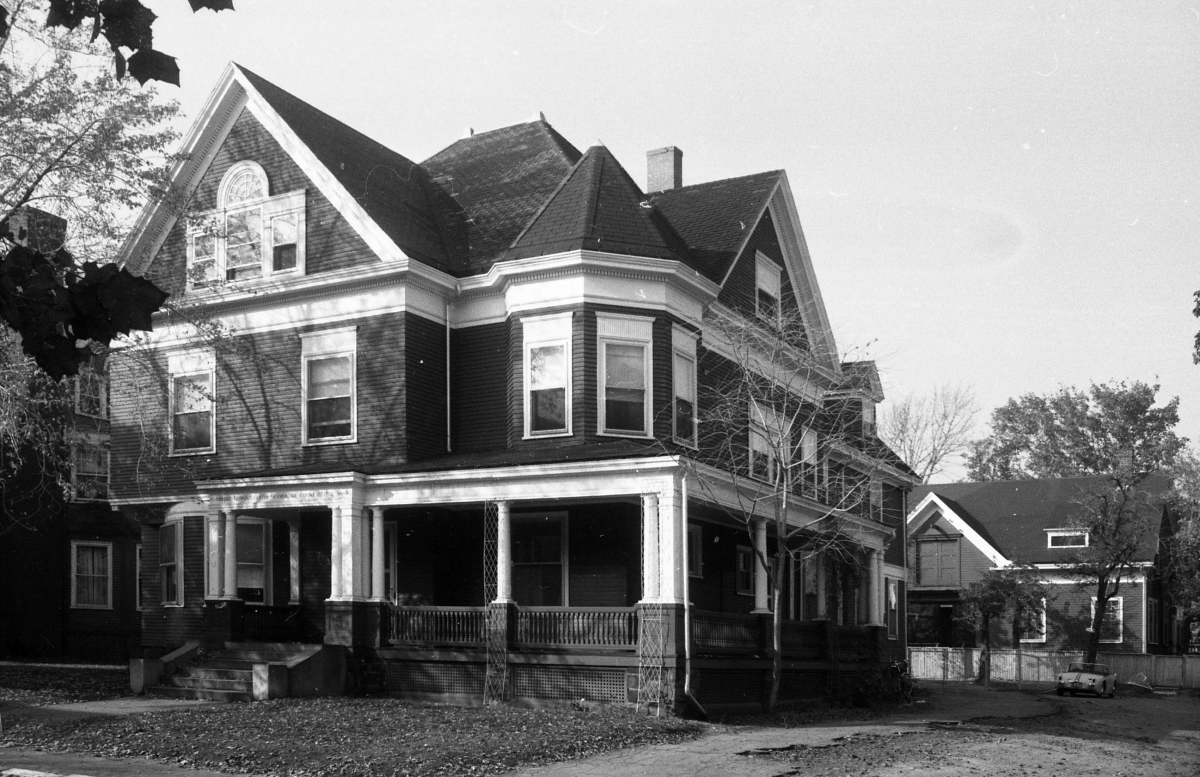 A historic, black and white photo of 5 Sacramento Street.