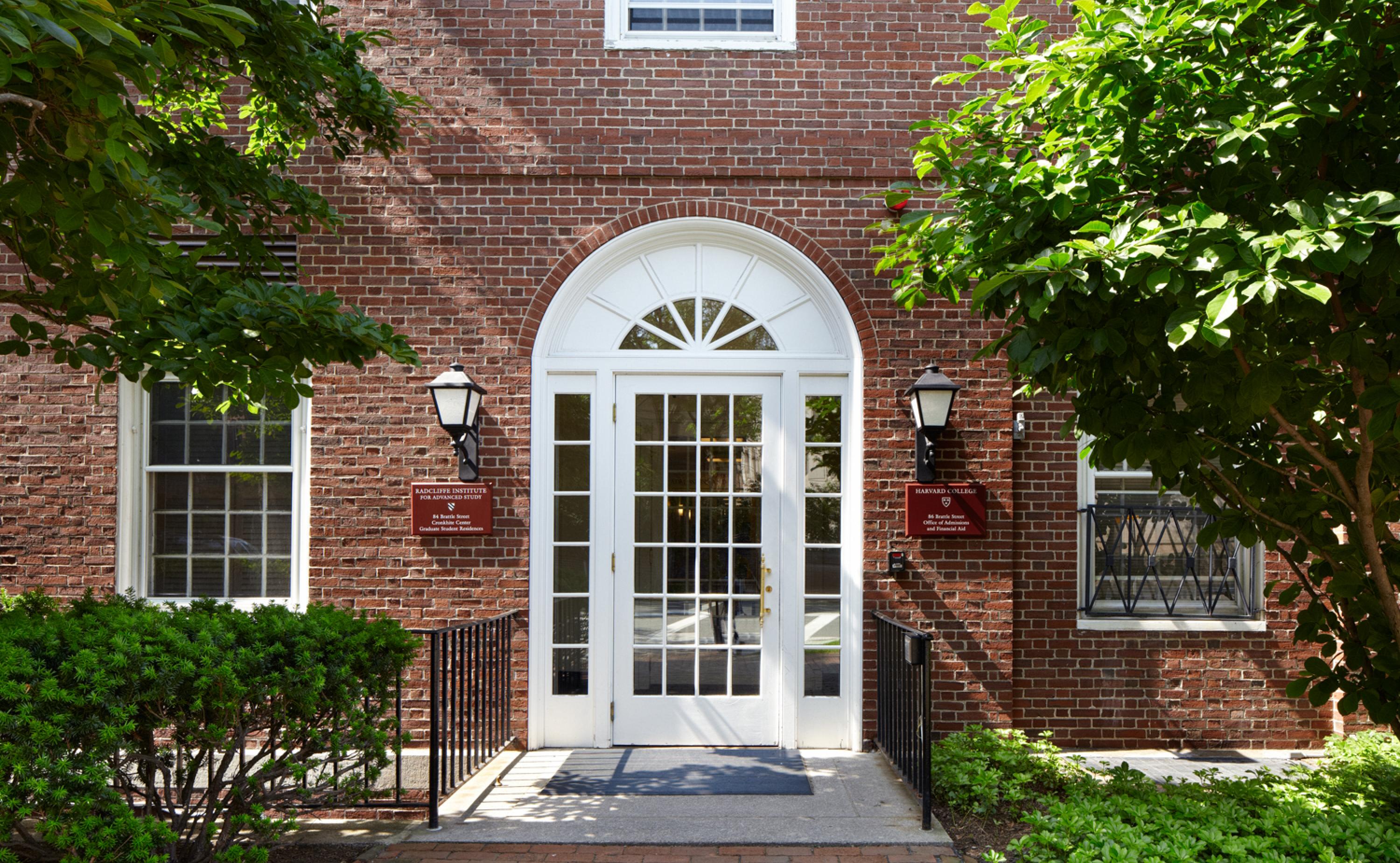 Cronkhite Center entry