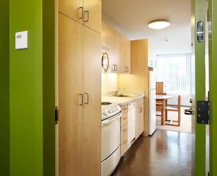 10 Akron studio kitchen