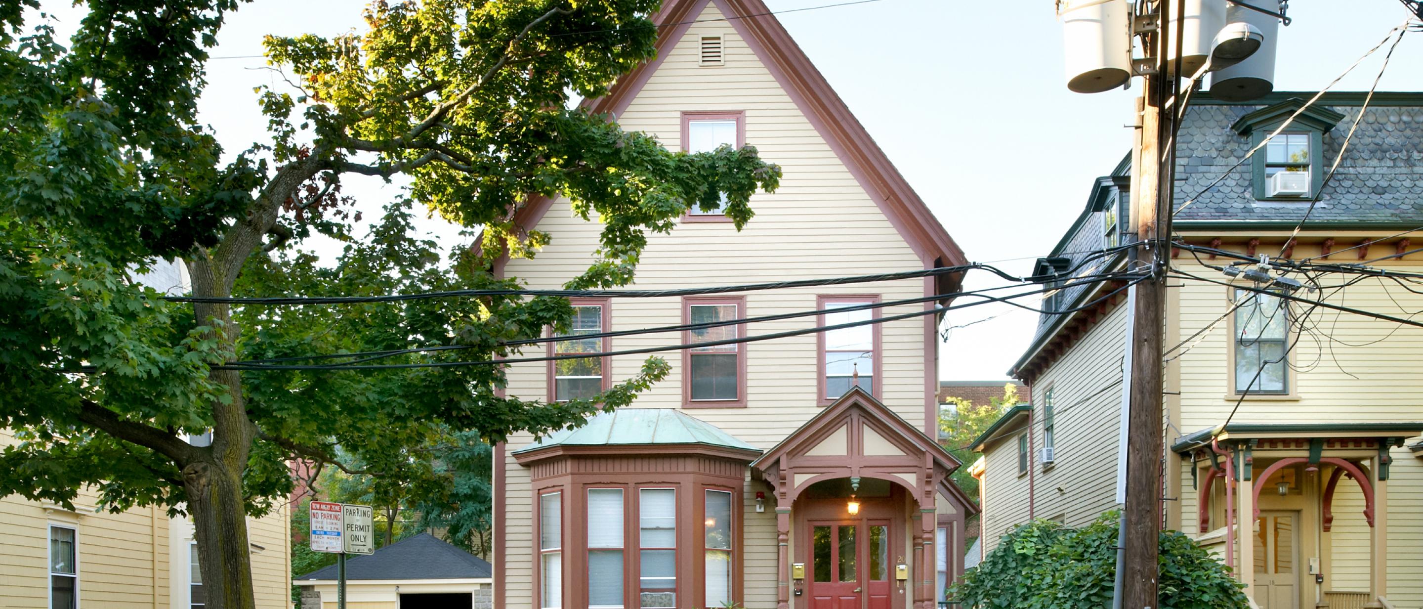 20 Mellen exterior