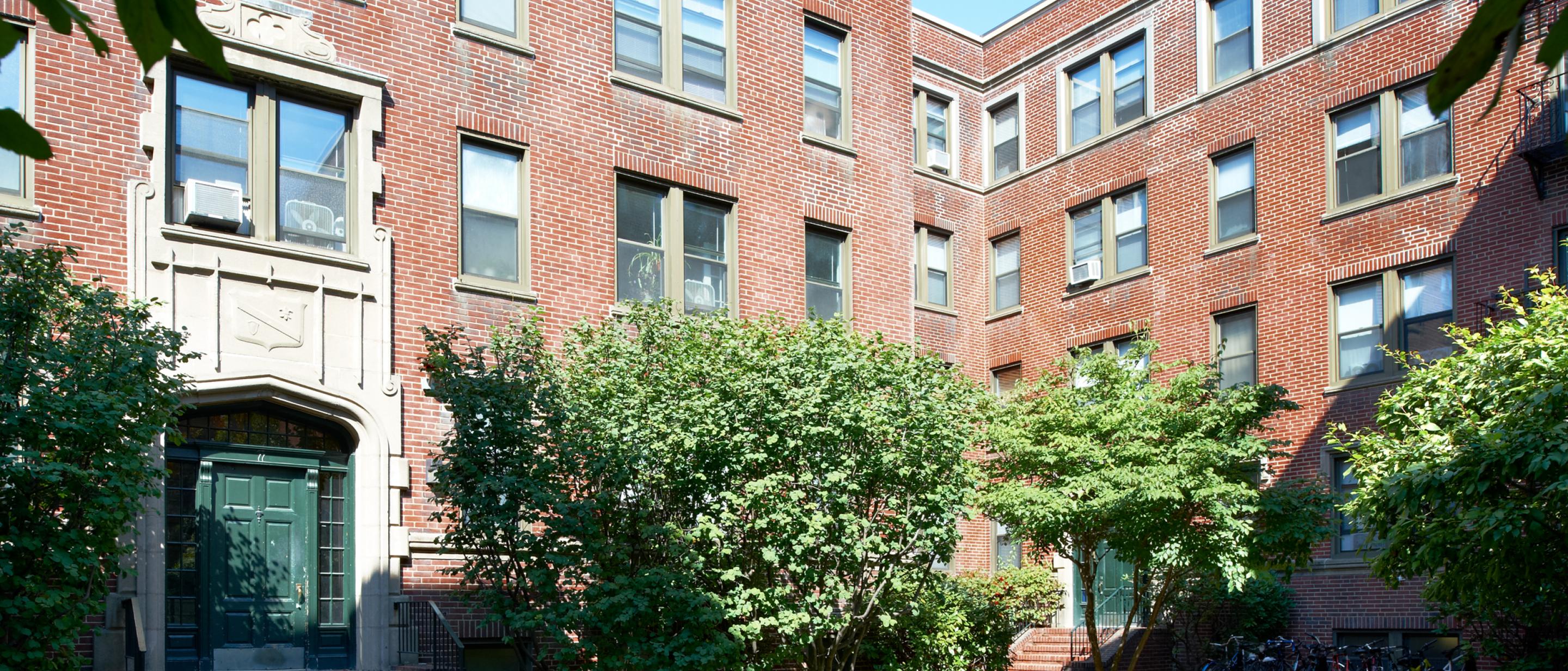 9-13 Ware exterior
